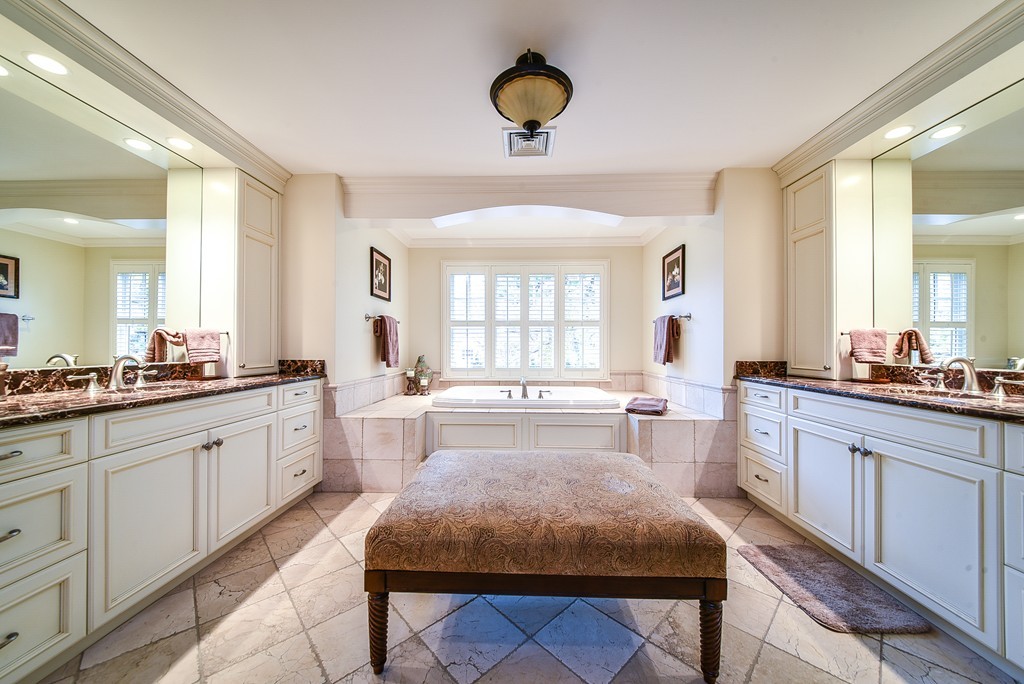 178 Lowell Road Wellesley, MA 02481 - Photo 19 of 30