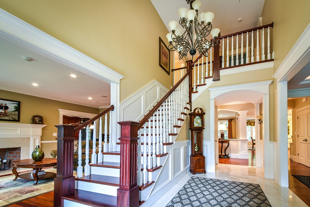 178 Lowell Road Wellesley, MA 02481 - Photo 2 of 30