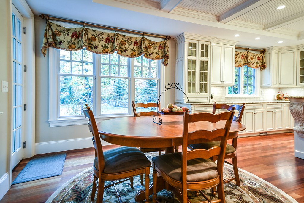 178 Lowell Road Wellesley, MA 02481 - Photo 10 of 30