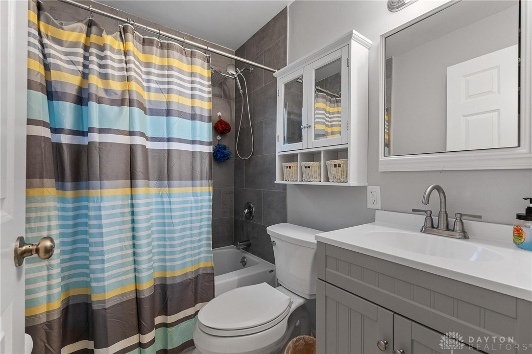 307 East Nottingham Road Dayton, OH 45405 - Photo 13 of 30 Gallery Image 13