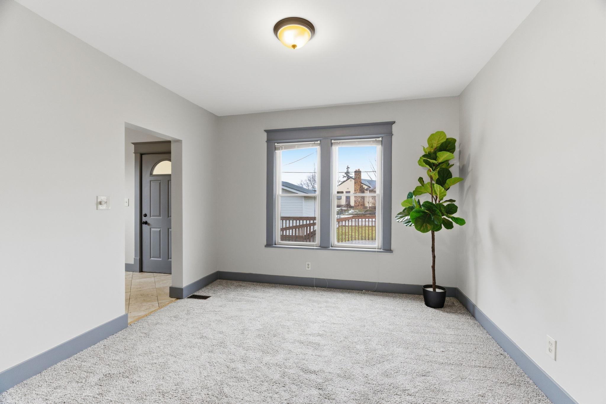 902 Dodd Road West St. Paul, MN 55118 - Photo 12 of 37