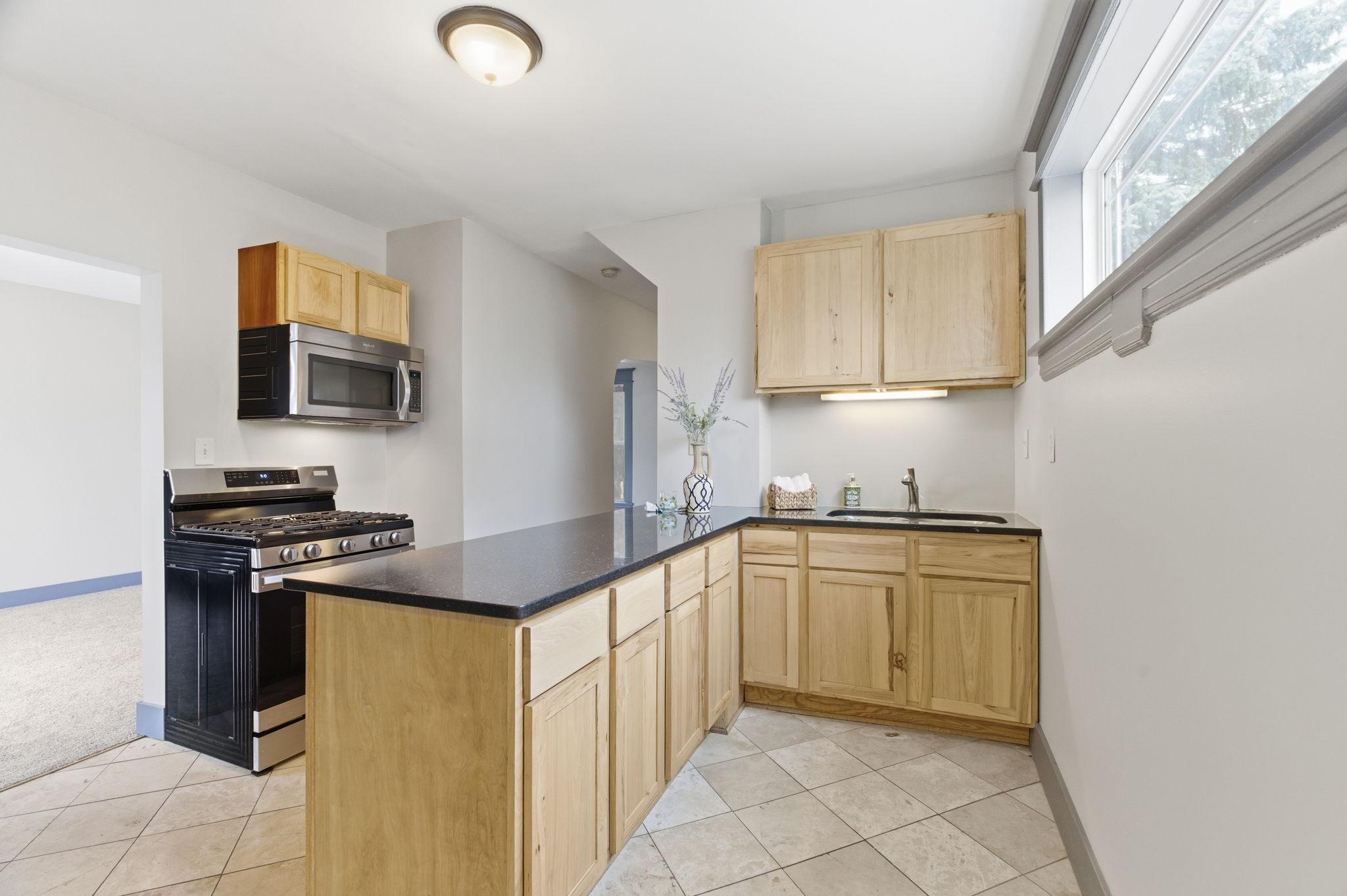 902 Dodd Road West St. Paul, MN 55118 - Photo 15 of 37