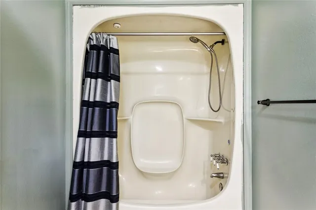 $375,000 | 26500 Lucille Drive, Lacombe, LA 70445