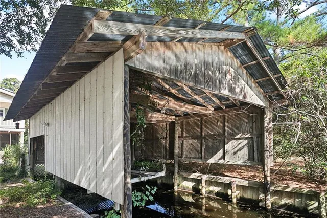 $375,000 | 26500 Lucille Drive, Lacombe, LA 70445