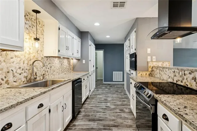 $375,000 | 26500 Lucille Drive, Lacombe, LA 70445