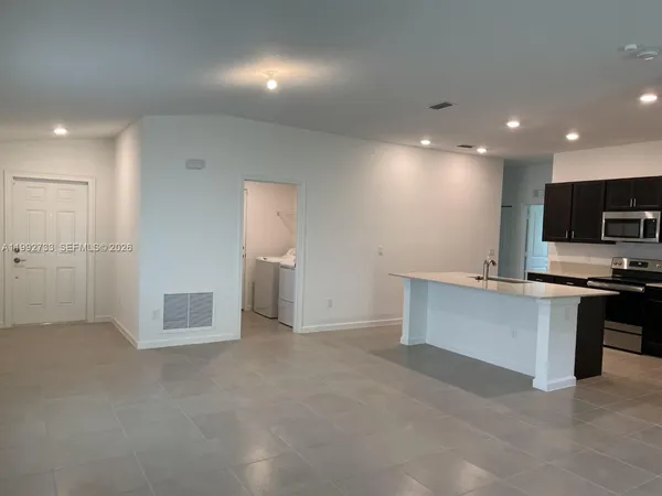 $2,350 | Bent Creek, Fort Pierce, FL 34947