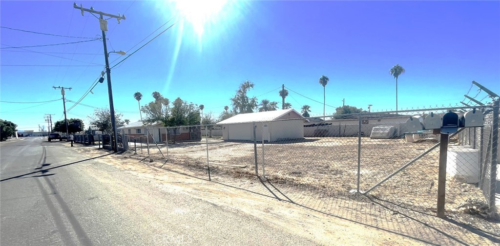 197 Date Road Blythe, CA 92225 - Photo 2 of 76