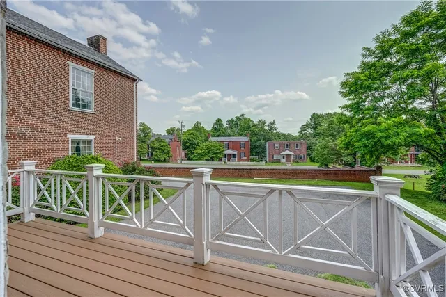 $950,000 | 23 Courthouse Road, Buckingham, VA 23921