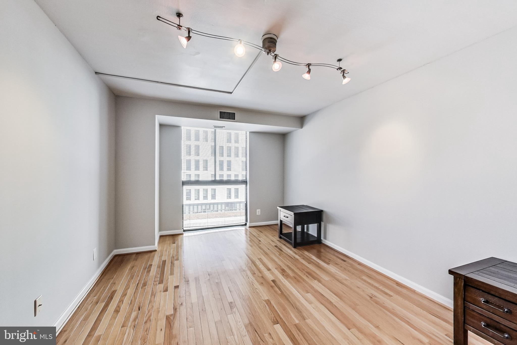 1200 23rd Street Northwest, Unit 806 Washington, DC 20037 - Photo 11 of 24