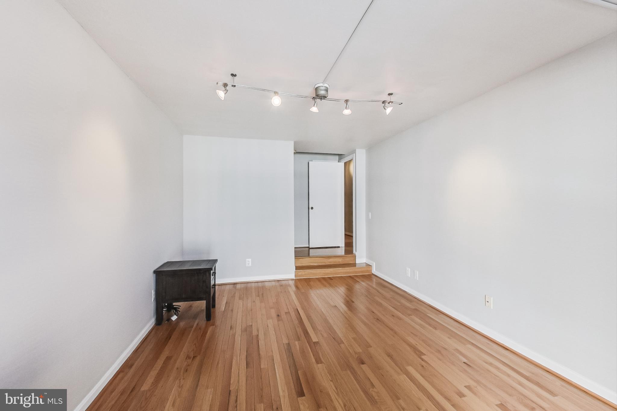 1200 23rd Street Northwest, Unit 806 Washington, DC 20037 - Photo 13 of 24