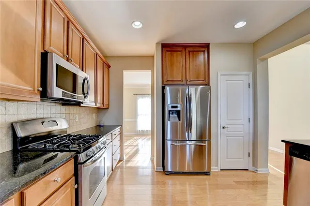 $475,000 | 7911 Brass Lantern Drive, Flowery Branch, GA 30542