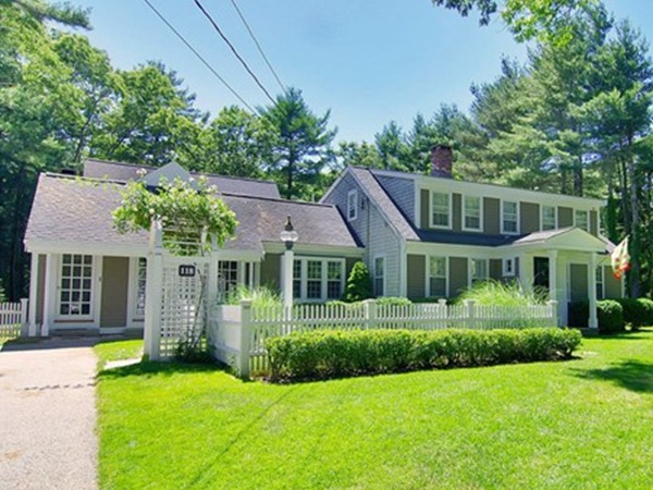 118 Bayview Road Duxbury, MA 02332 - Photo 2 of 30 Gallery Image 2