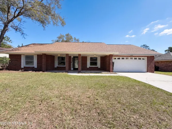 $381,000 | 2621 Sandlewood Circle, Orange Park, FL 32065