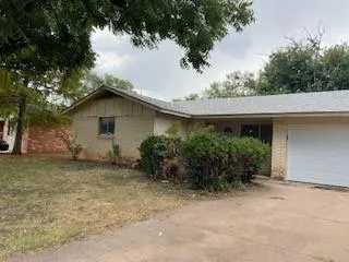 $1,895 | 318 North La Salle Drive, Abilene, TX 79603