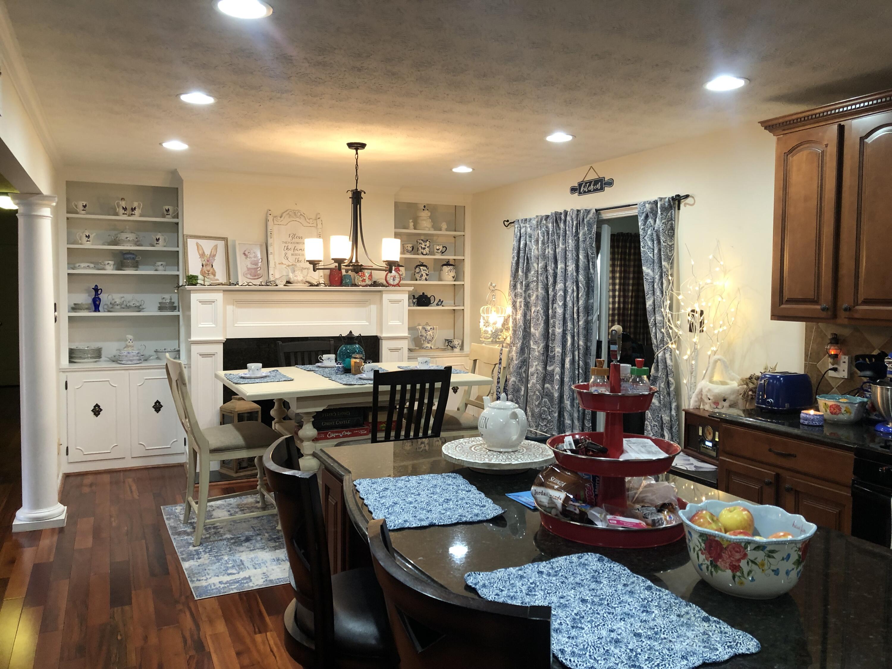 212 Woodland Road Covington, VA 24426 - Photo 8 of 17 Kitchen and Eating Area