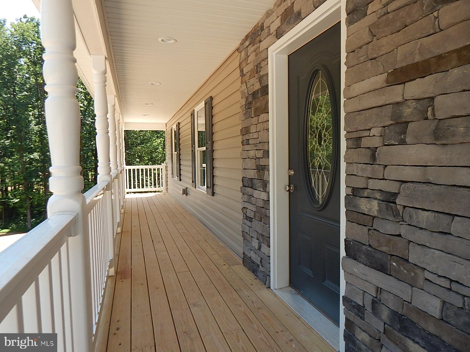 2103 Fulton Road Hedgesville, WV 25427 - Photo 3 of 40 Gallery Image 3