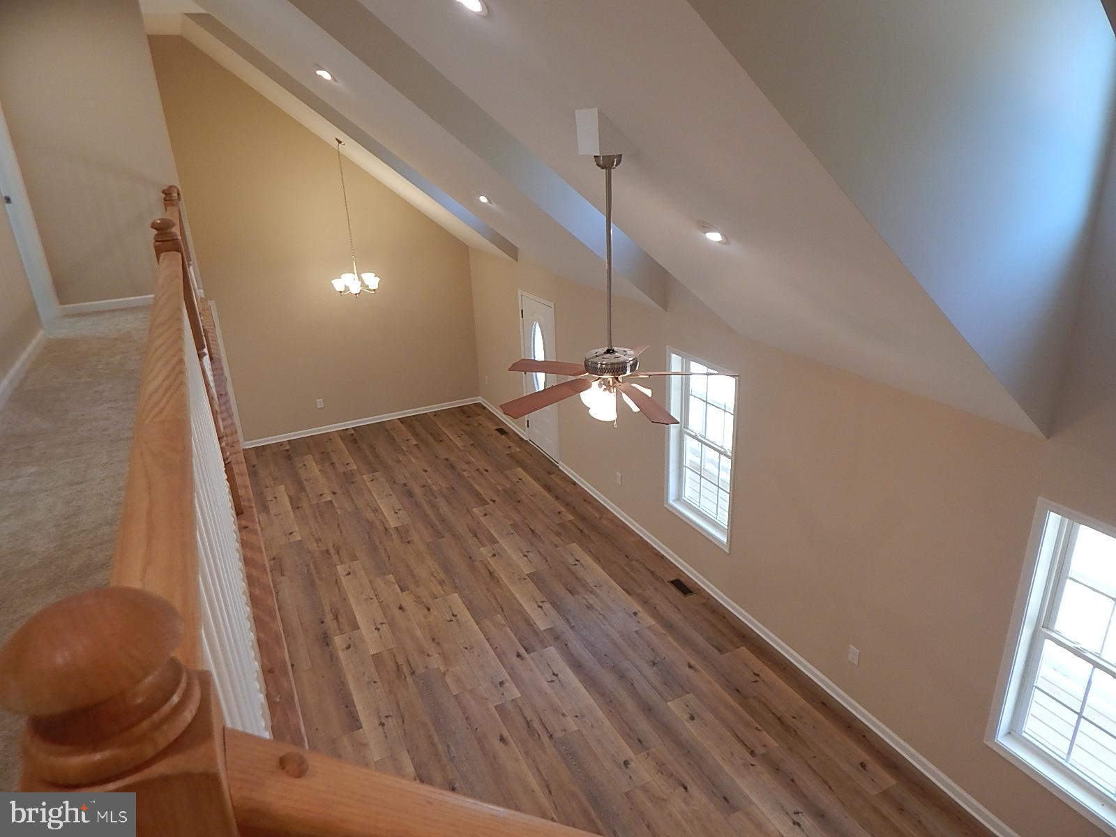 2103 Fulton Road Hedgesville, WV 25427 - Photo 10 of 40 Gallery Image 10