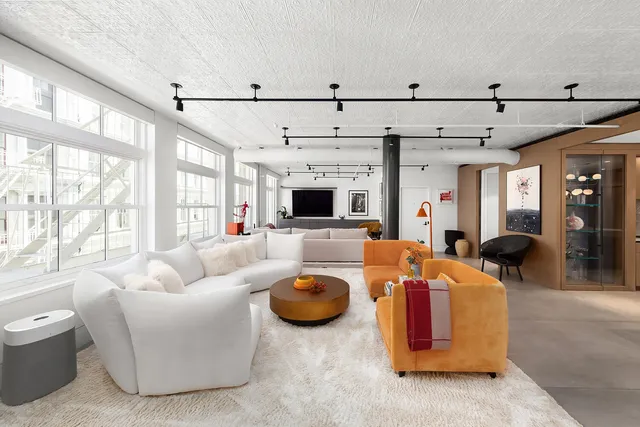 $7,599,000 | 75 Grand Street, Unit 4W | SoHo