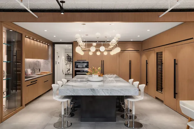 $7,599,000 | 75 Grand Street, Unit 4W | SoHo