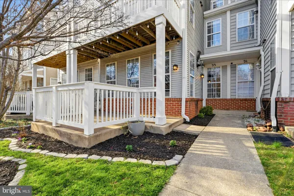 $470,000 | 23 Crusader Court, Germantown, MD 20874