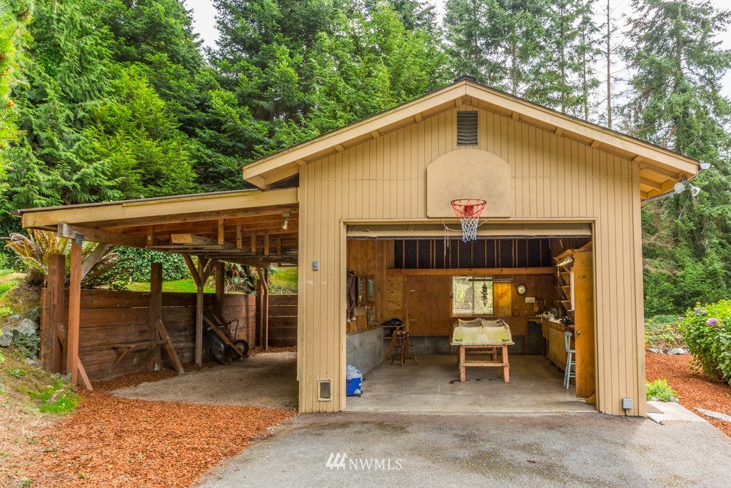 3698 Biz Point Road Anacortes, WA 98221 - Photo 20 of 25 Gallery Image 20