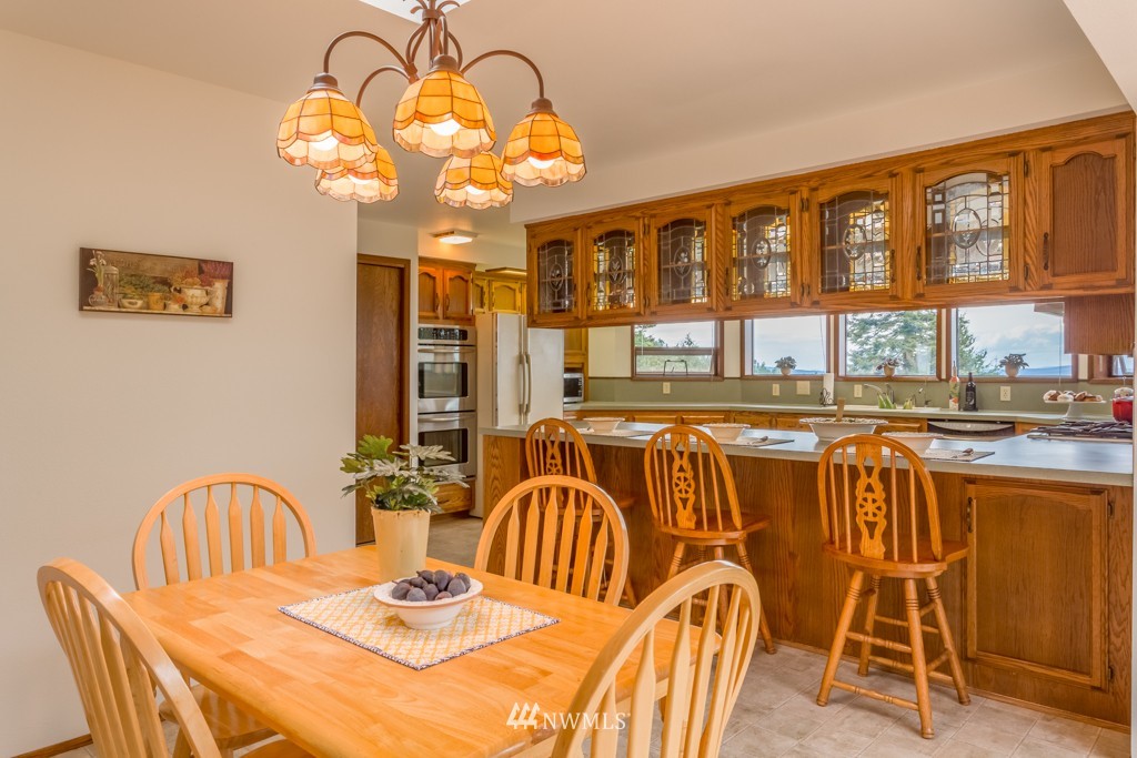 3698 Biz Point Road Anacortes, WA 98221 - Photo 10 of 25 Gallery Image 10