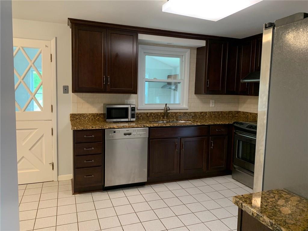 203 Rush Valley Road Monroeville, PA 15146 - Photo 7 of 25 Gallery Image 7