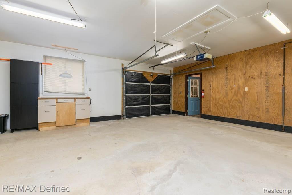 555 May Road Rochester Hills, MI 48307 - Photo 26 of 33