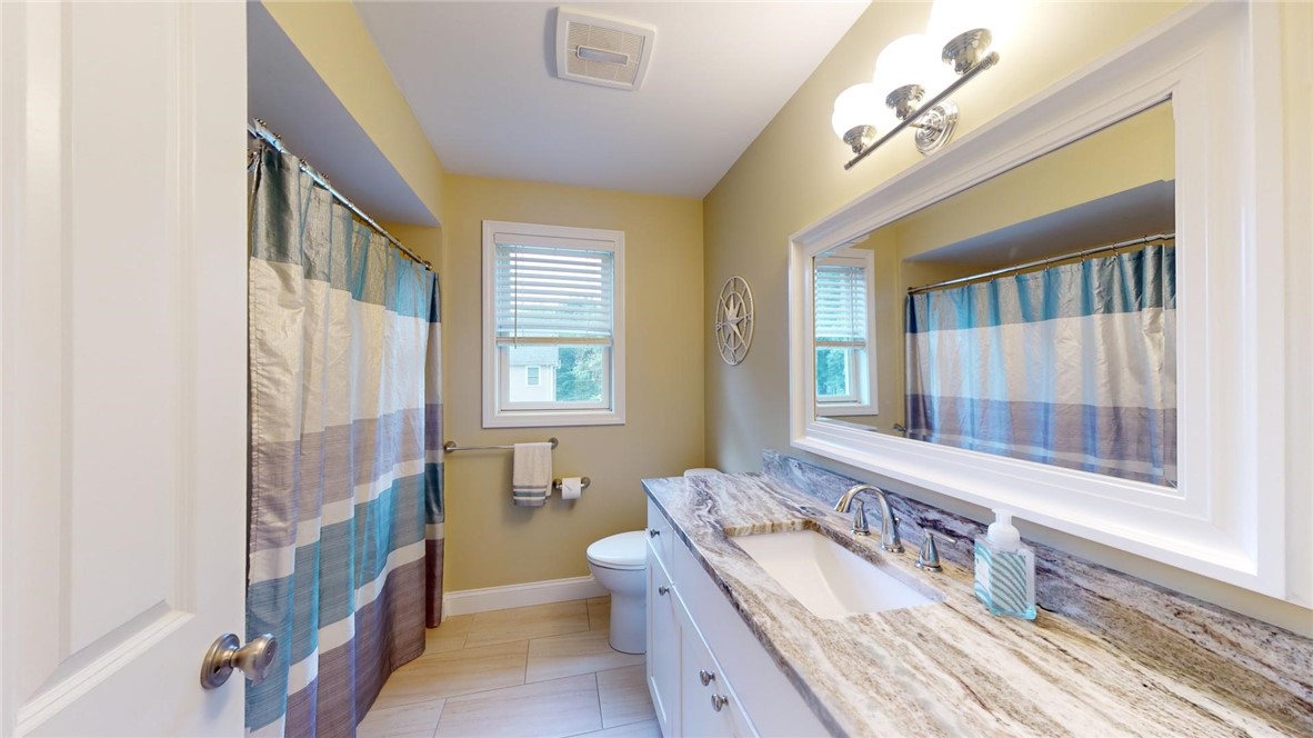 36 King Street, Unit 1 Warwick, RI 02886 - Photo 18 of 35