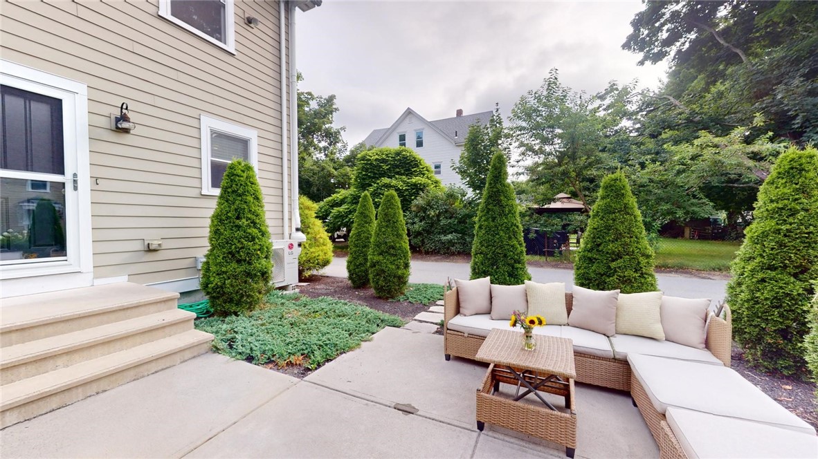 36 King Street, Unit 1 Warwick, RI 02886 - Photo 29 of 35