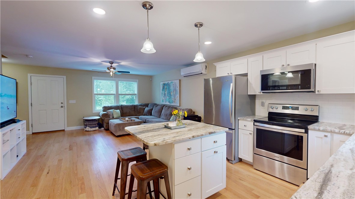 36 King Street, Unit 1 Warwick, RI 02886 - Photo 8 of 35