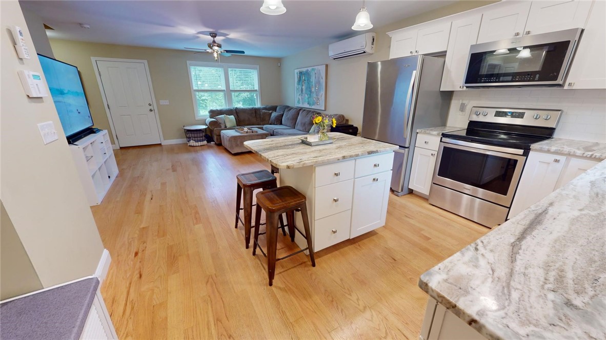 36 King Street, Unit 1 Warwick, RI 02886 - Photo 9 of 35