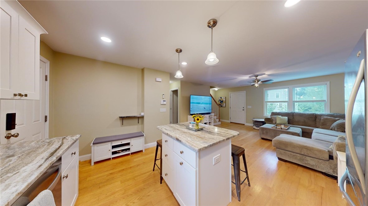 36 King Street, Unit 1 Warwick, RI 02886 - Photo 10 of 35