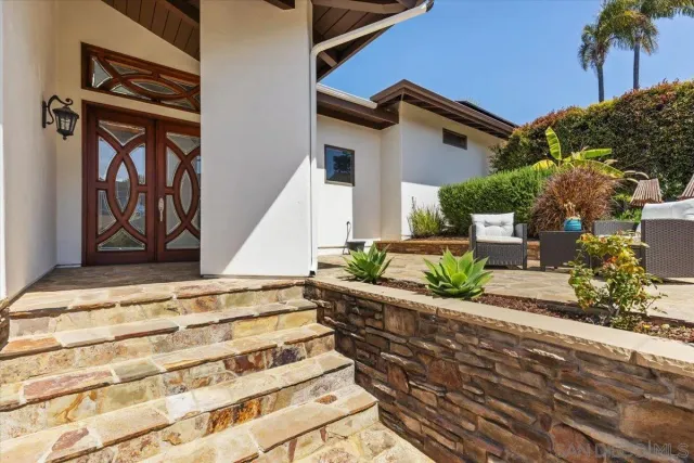 $4,995,000 | 1141 Luneta Drive, Del Mar, CA 92014