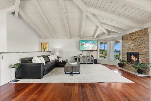 $4,995,000 | 1141 Luneta Drive, Del Mar, CA 92014