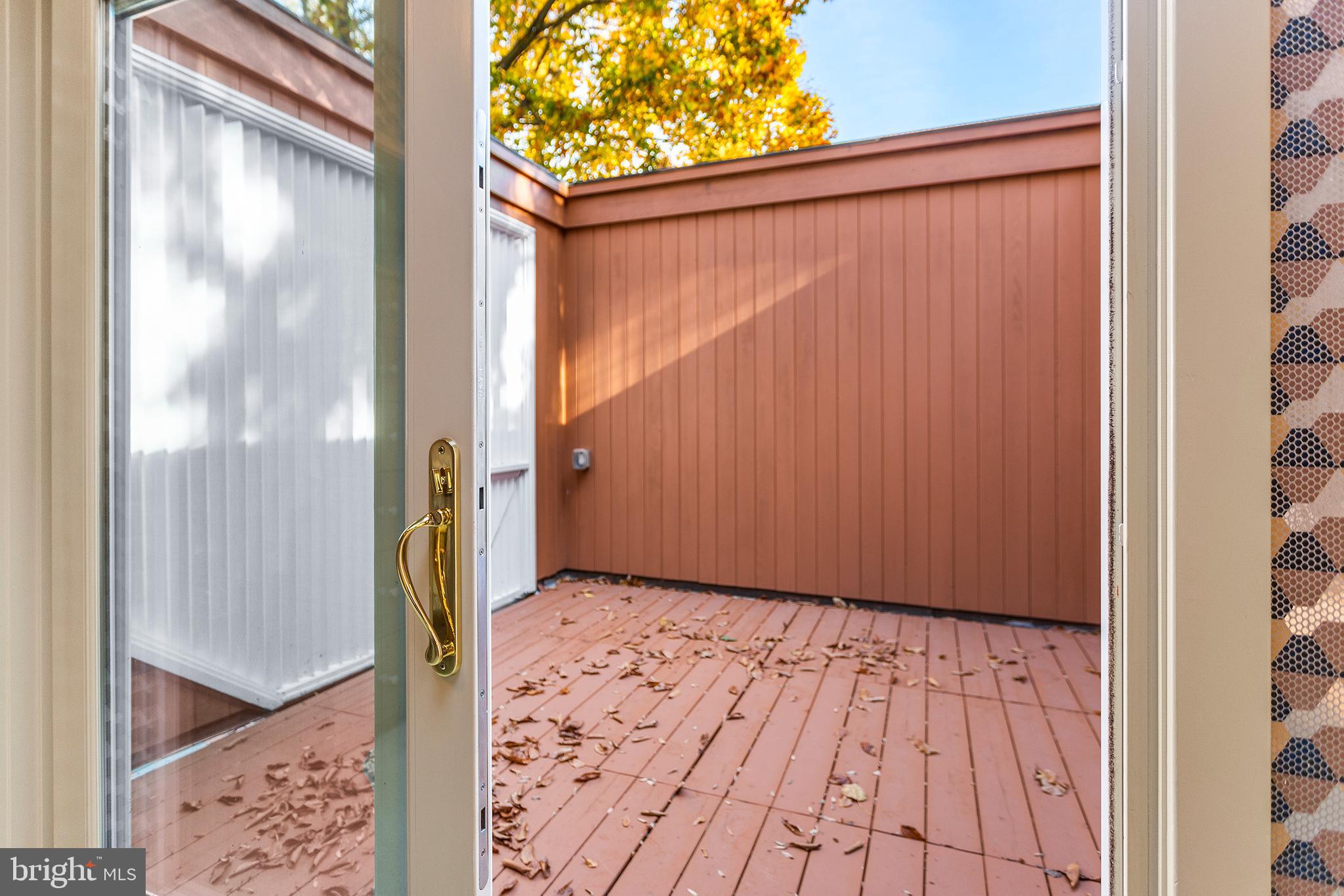 306 Valley Place Wayne, PA 19087 - Photo 27 of 48 Privacy Deck