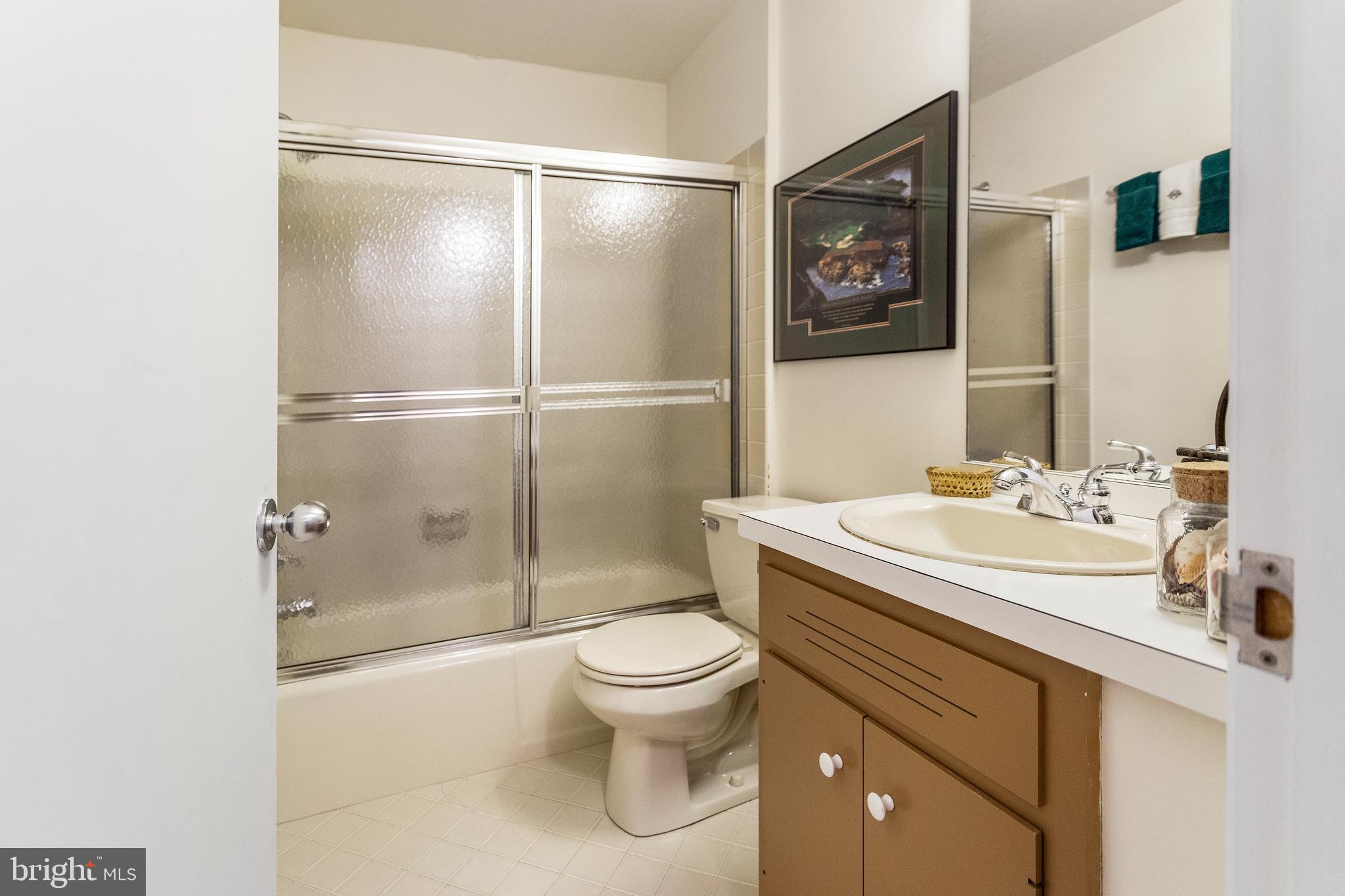 306 Valley Place Wayne, PA 19087 - Photo 39 of 48 Lower-level full Bath 2