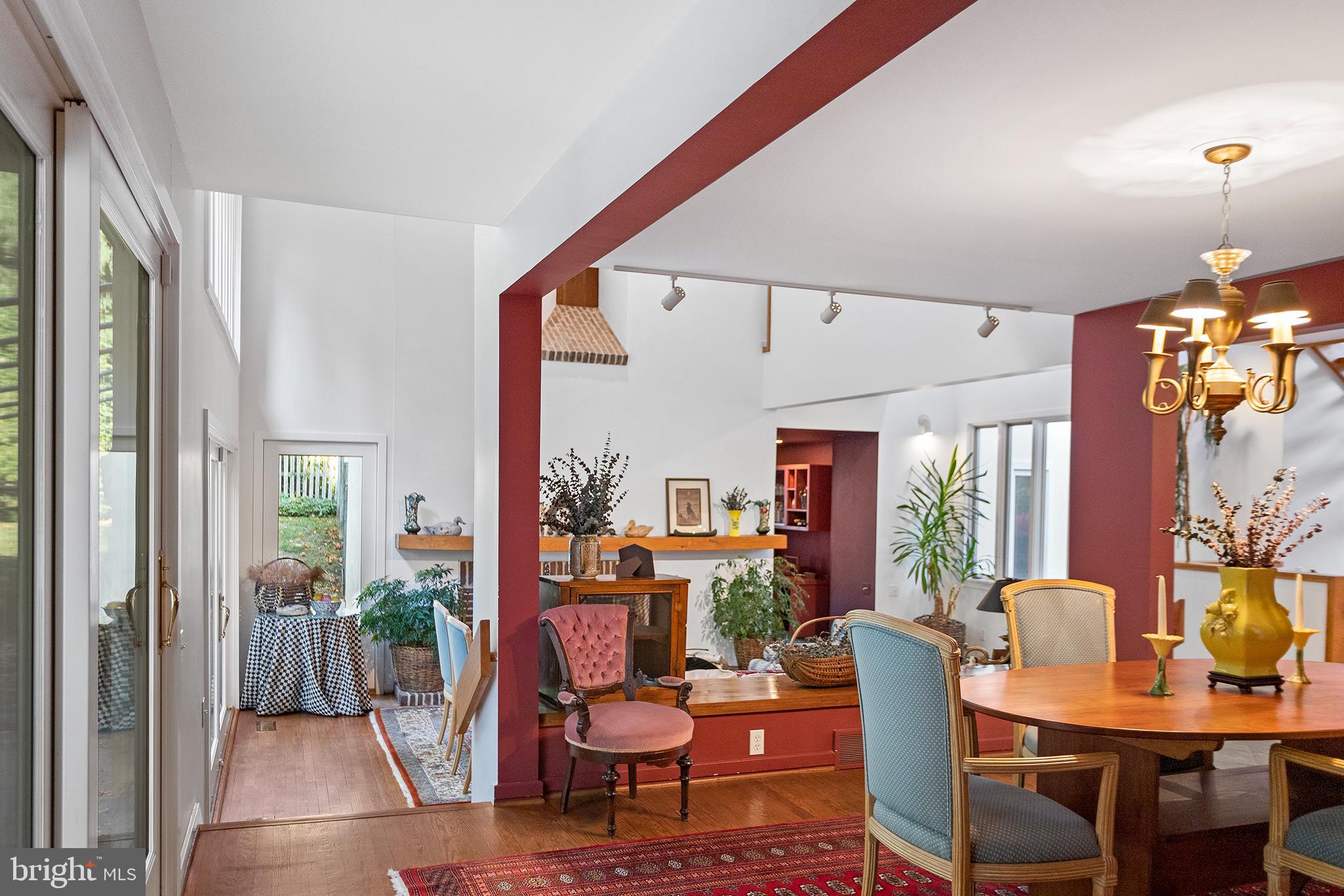 306 Valley Place Wayne, PA 19087 - Photo 9 of 48 Dining Room