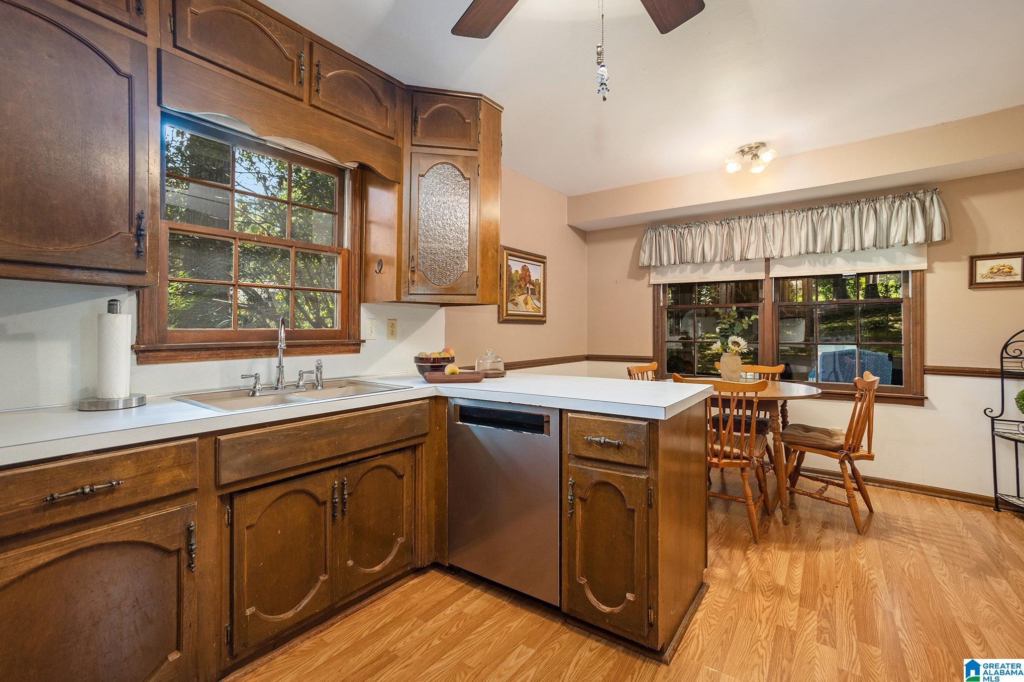 1206 Old Oak Road Birmingham, AL 35235 - Photo 10 of 26