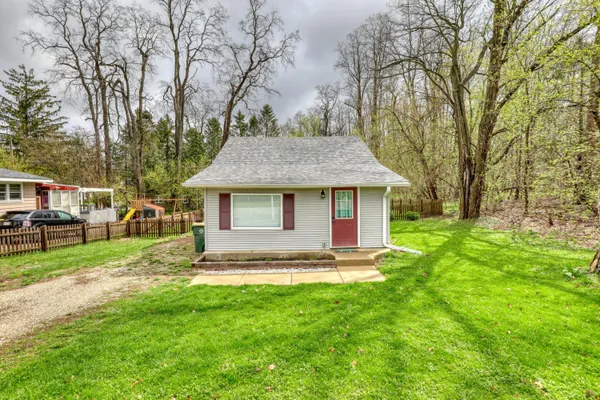 $205,000 | 1006 Wilmot Avenue, Twin Lakes, WI 53181