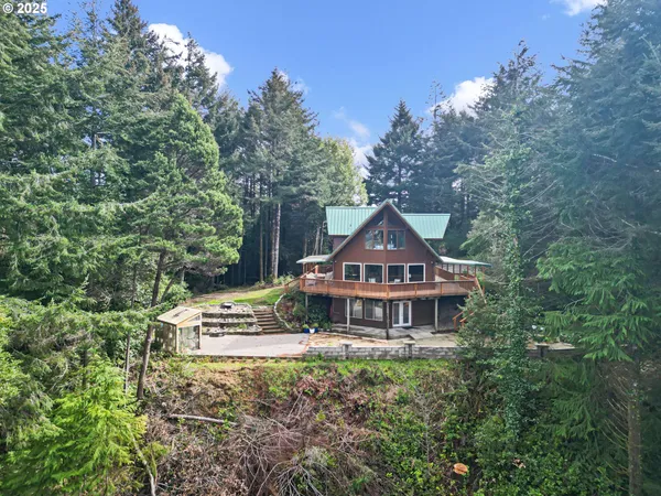 $750,000 | 4 Doug Johnson Lane, Port Orford, OR 97465