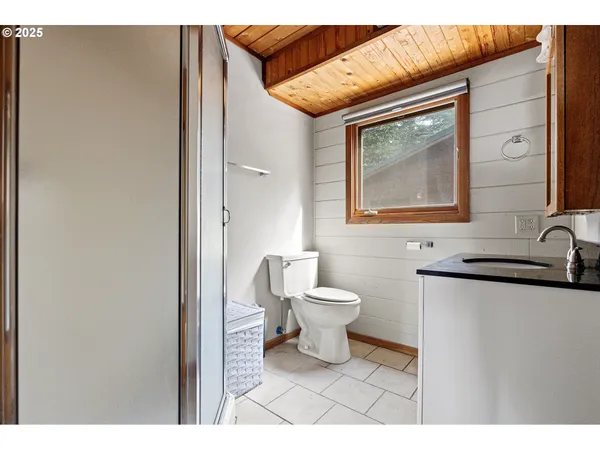 $750,000 | 4 Doug Johnson Lane, Port Orford, OR 97465