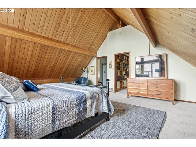 $750,000 | 4 Doug Johnson Lane, Port Orford, OR 97465