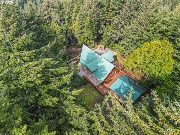 $750,000 | 4 Doug Johnson Lane, Port Orford, OR 97465