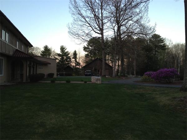 382 Montgomery Road Westfield, MA 01085 - Photo 8 of 30 Gallery Image 8