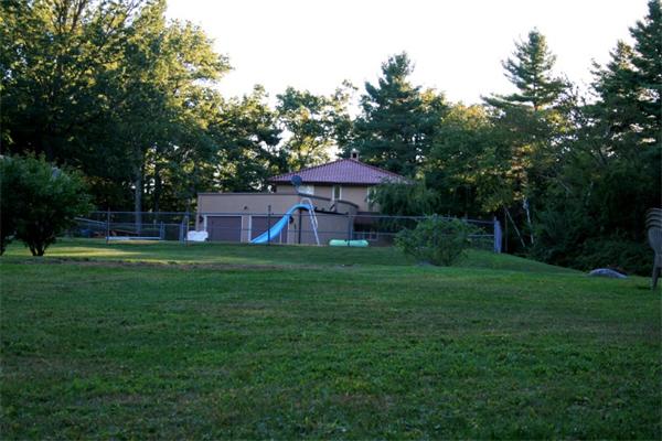 382 Montgomery Road Westfield, MA 01085 - Photo 9 of 30 Gallery Image 9