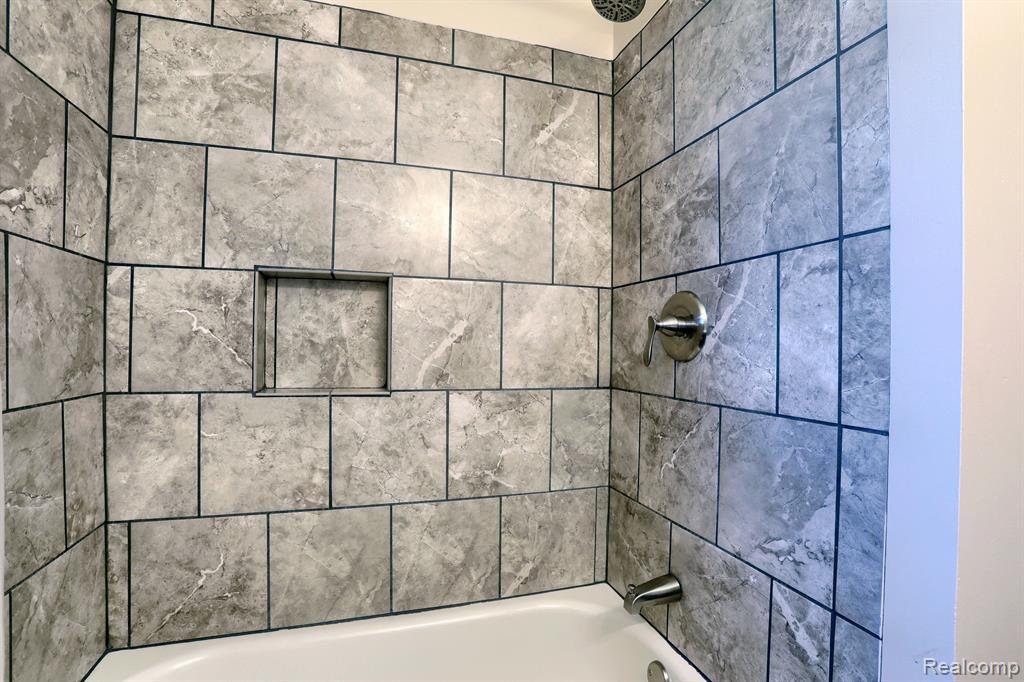 400 Range Road Marysville, MI 48040 - Photo 22 of 30