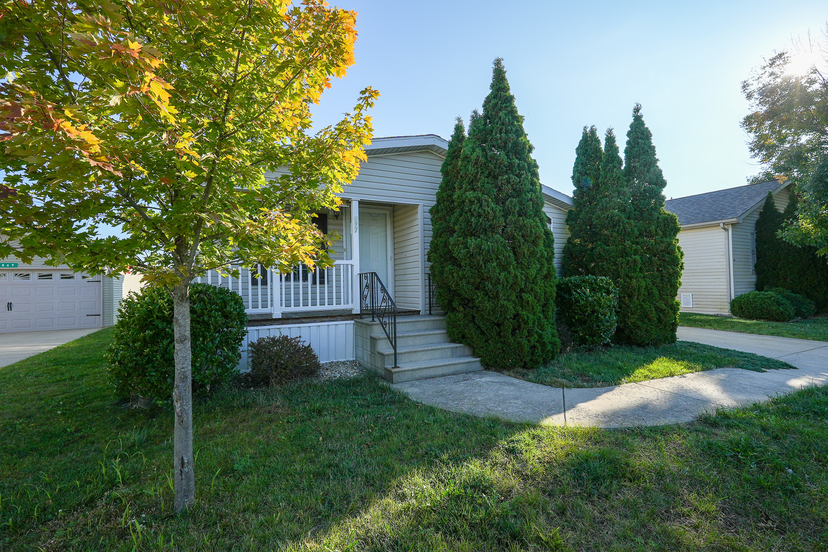 877 Banyan Manteno, IL 60950 - Photo 2 of 3 a view of a back yard
