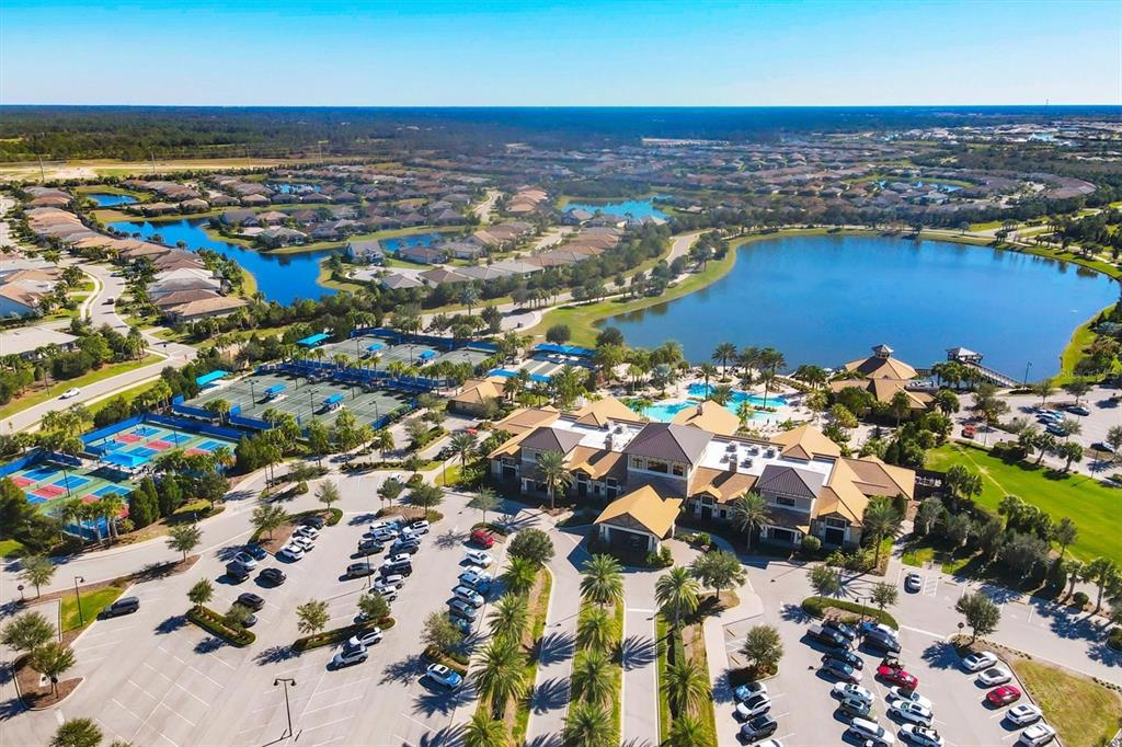 6713 Chester Trail Lakewood Ranch, FL 34202 - Photo 5 of 67