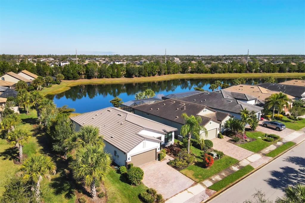 6713 Chester Trail Lakewood Ranch, FL 34202 - Photo 7 of 67